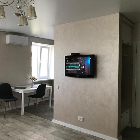 Flat in the city center Appartamento Cherson Esterno foto