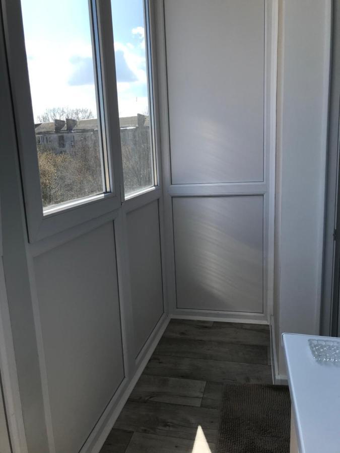 Flat in the city center Appartamento Cherson Esterno foto